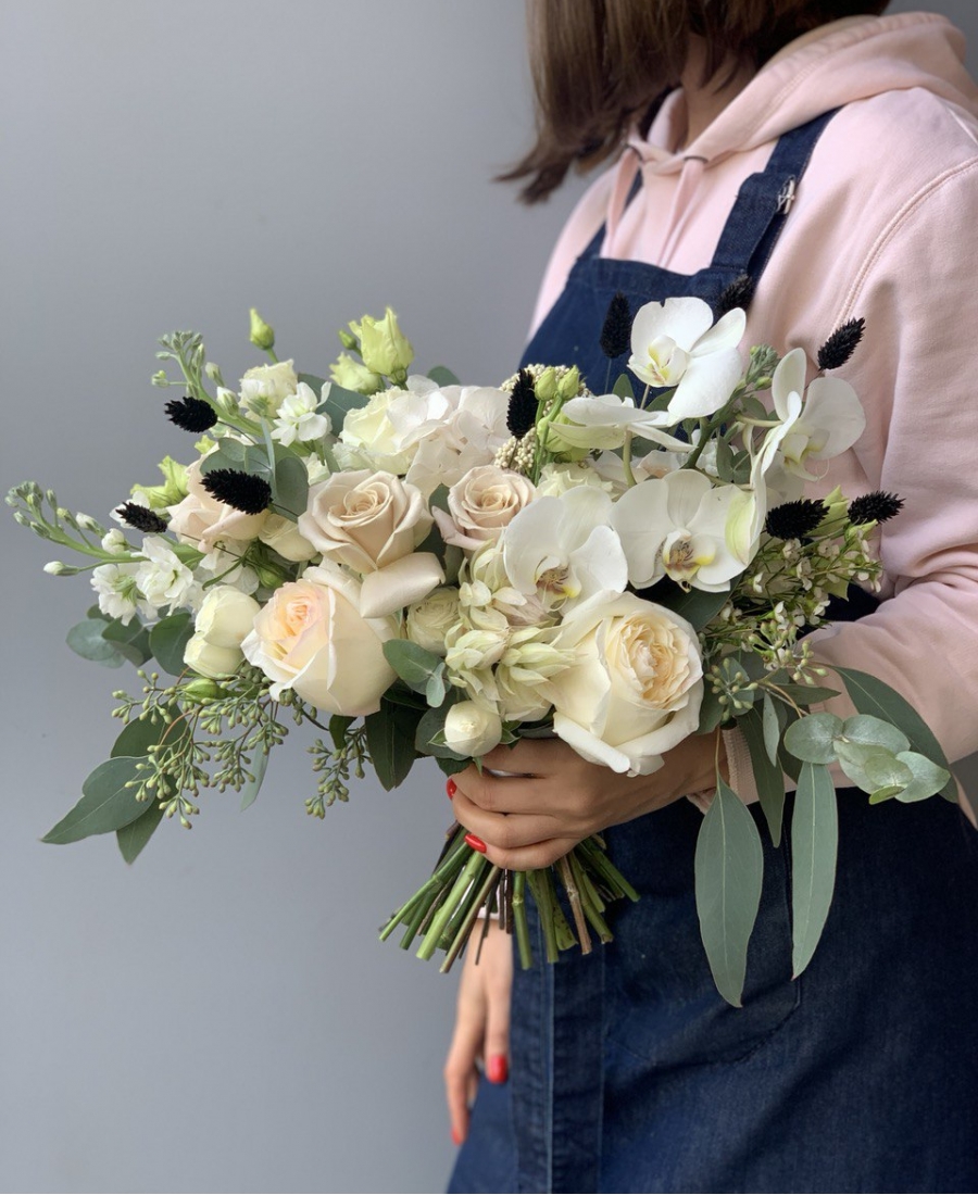 Bridal bouquet LOV 18